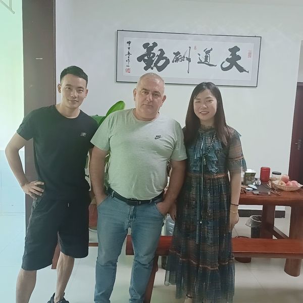 Changsha Huayi Technology Co., Ltd línea de producción del fabricante